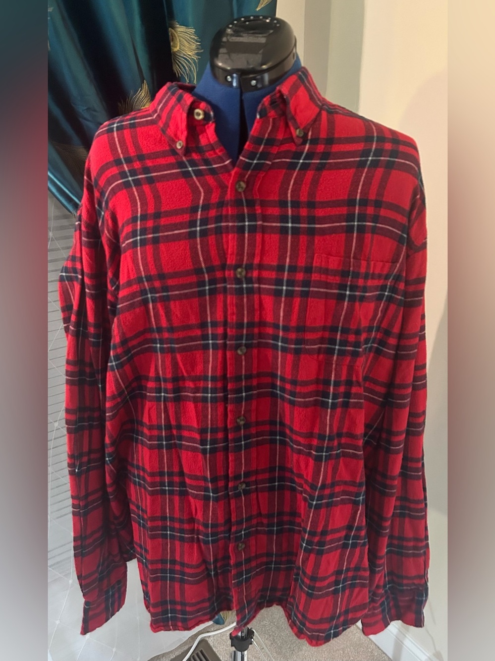 Saddlebred Men's SIZE XXL Red Plaid Button-Down Shirt